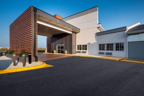 Wyndham Garden Ankeny image 1