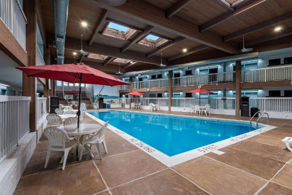 Wyndham Garden Ankeny image 14